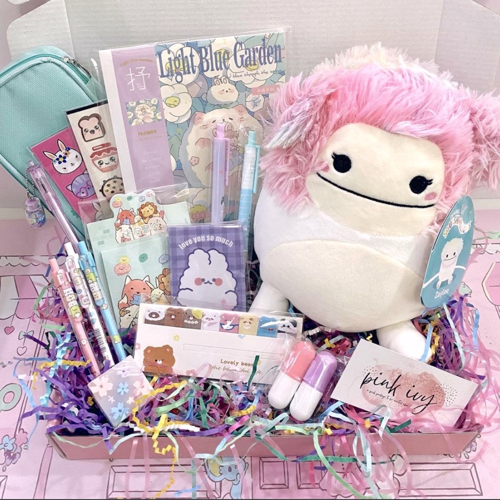 Surprise Squishmallow Stationery Bundle